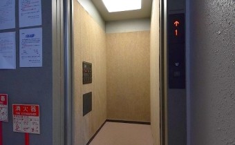 エレベータ