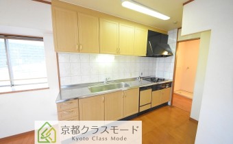 キッチン別アングル　脱衣所とつながっています
