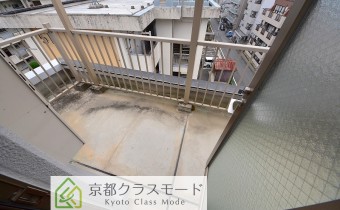 ルーフバルコニー