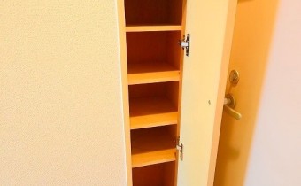 ※室内写真は同マンション内・別タイプの参考画像となります。