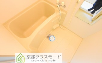 ※室内写真は同マンション内・別タイプの参考画像となります。