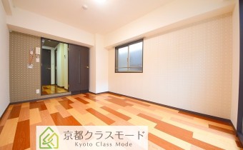 便利な街中エリアの駅近・1K☆