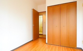 洋室5帖・別アングル