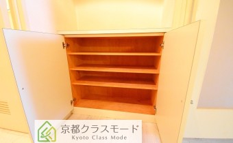 シューズボックス