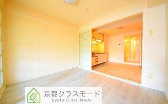 洋室4.4帖・別アングル