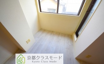 サンルーム　※バルコニーに干せるスペースがございません。