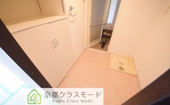 脱衣所　※リフォーム時の写真です。