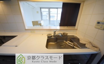 調理スペース　※リフォーム時の写真です。