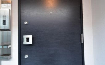 玄関扉