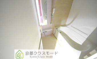 バスルーム　※室内写真は716号室のものです。