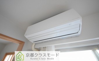 エアコン　※室内写真は716号室のものです。