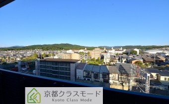 眺望（7Fの眺望です）　※室内写真は716号室のものです。