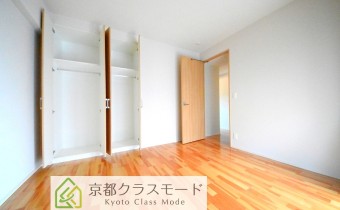 Room 7　※室内写真は716号室のものです。