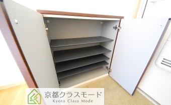 シューズボックス