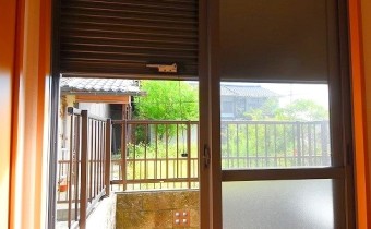 シャッター雨戸