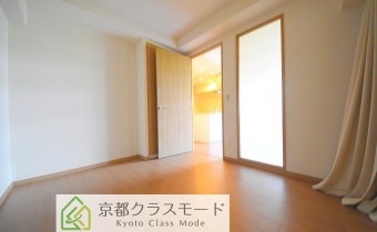 Room5