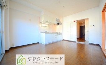 角部屋・2面採光の陽当たり・風通し良好なお部屋です♪
