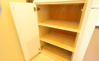 シューズBOX　※室内写真は同マンション内の402号室のものです。