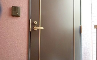 玄関ドア