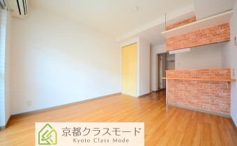オシャレなカウンターキッチンのあるお部屋♪