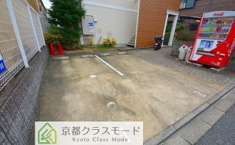 敷地内ガレージ