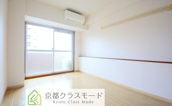 人気の伏見桃山エリアにセパレートタイプ♪※同マンション別室の写真です
