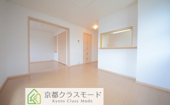 明るいカウンターキッチンタイプのリビングダイニング♪