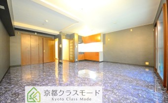 駅近の広々とした専用庭付きの1LDK☆