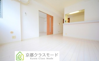 人気のカウンターキッチンのあるリビング♪