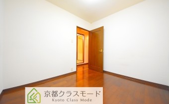 ※室内写真は同マンション内・別タイプの参考画像となります。