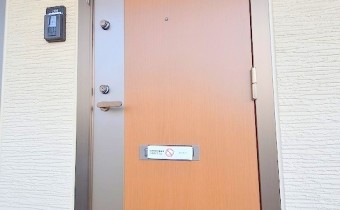 玄関ドア
