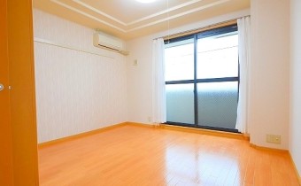 Room7.6