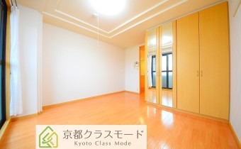 Room7.6
