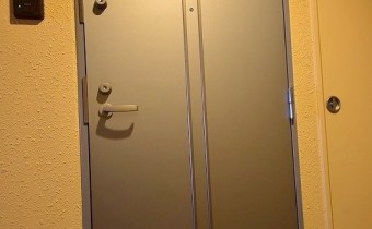 玄関ドア