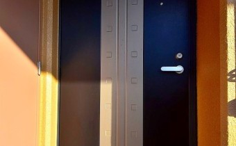 玄関ドア
