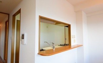 カウンター　※室内写真は同マンション内の別タイプのものです。