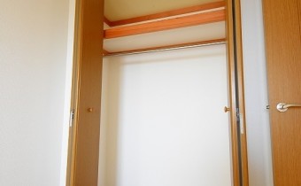※室内写真は同マンション内の別タイプのものです。