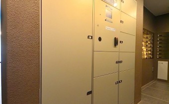 宅配ボックス