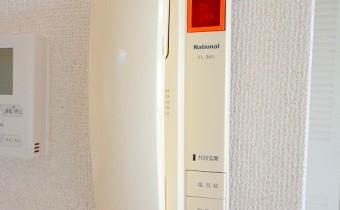 インターホン