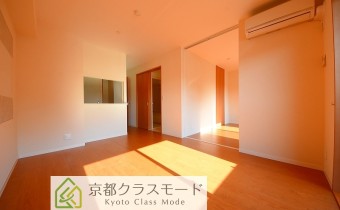 ※室内写真は同建物内・別タイプの参考画像となります。