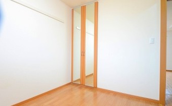 洋室4帖・別アングル