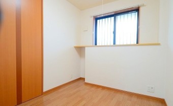 洋室4帖・別アングル