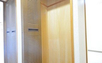 廊下収納①