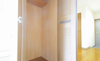 廊下収納②