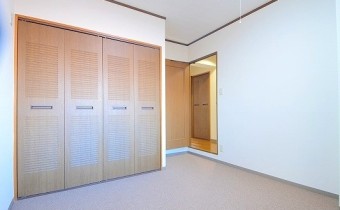 洋室5帖・別アングル
