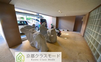 バイク置き場