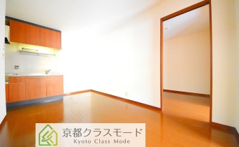 ※室内写真は同建物内・別タイプの参考画像となります。