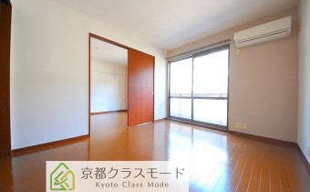※室内写真は同建物内・別タイプの参考画像となります。