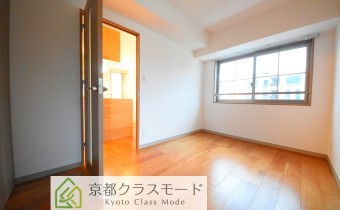 Room 4.8