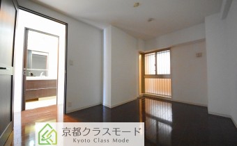 ※室内写真は同マンション内・別タイプの参考画像となります。